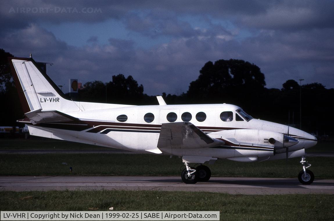 LV-VHR, 1968 Beech B90 King Air C/N LJ-323, this king air is taxying