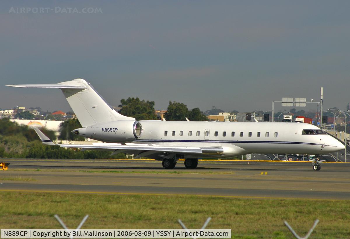 N889CP, 2001 Bombardier BD-700-1A10 Global Express C/N 9104, A stranger in town