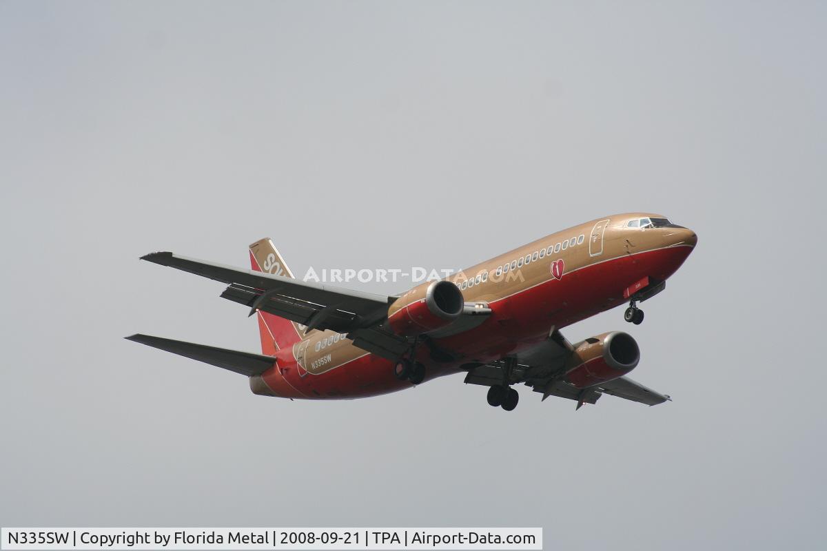 N335SW, 1988 Boeing 737-3H4 C/N 23939, Southwest 737-300