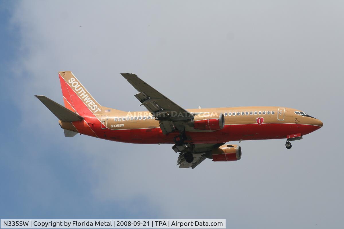 N335SW, 1988 Boeing 737-3H4 C/N 23939, Southwest 737-300