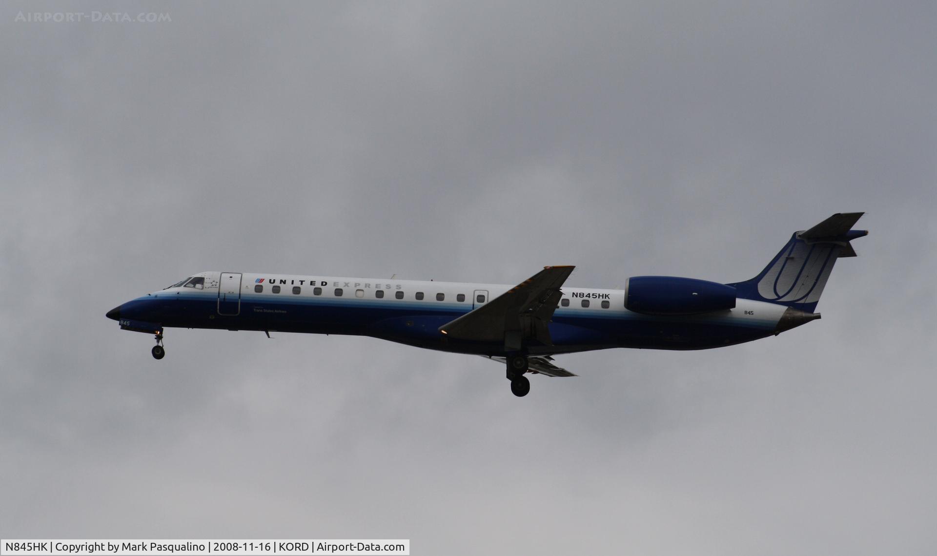 N845HK, 2004 Embraer ERJ-145LR (EMB-145LR) C/N 14500842, EMB-145LR