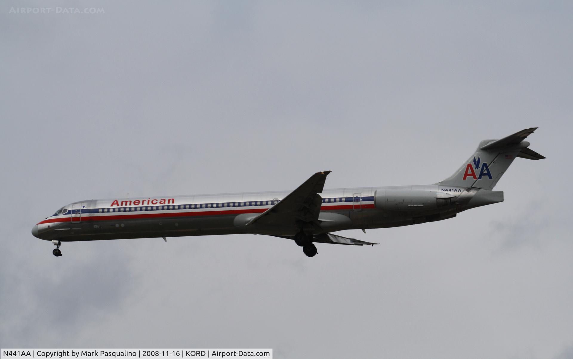 N441AA, 1987 McDonnell Douglas MD-82 (DC-9-82) C/N 49460, MD-82