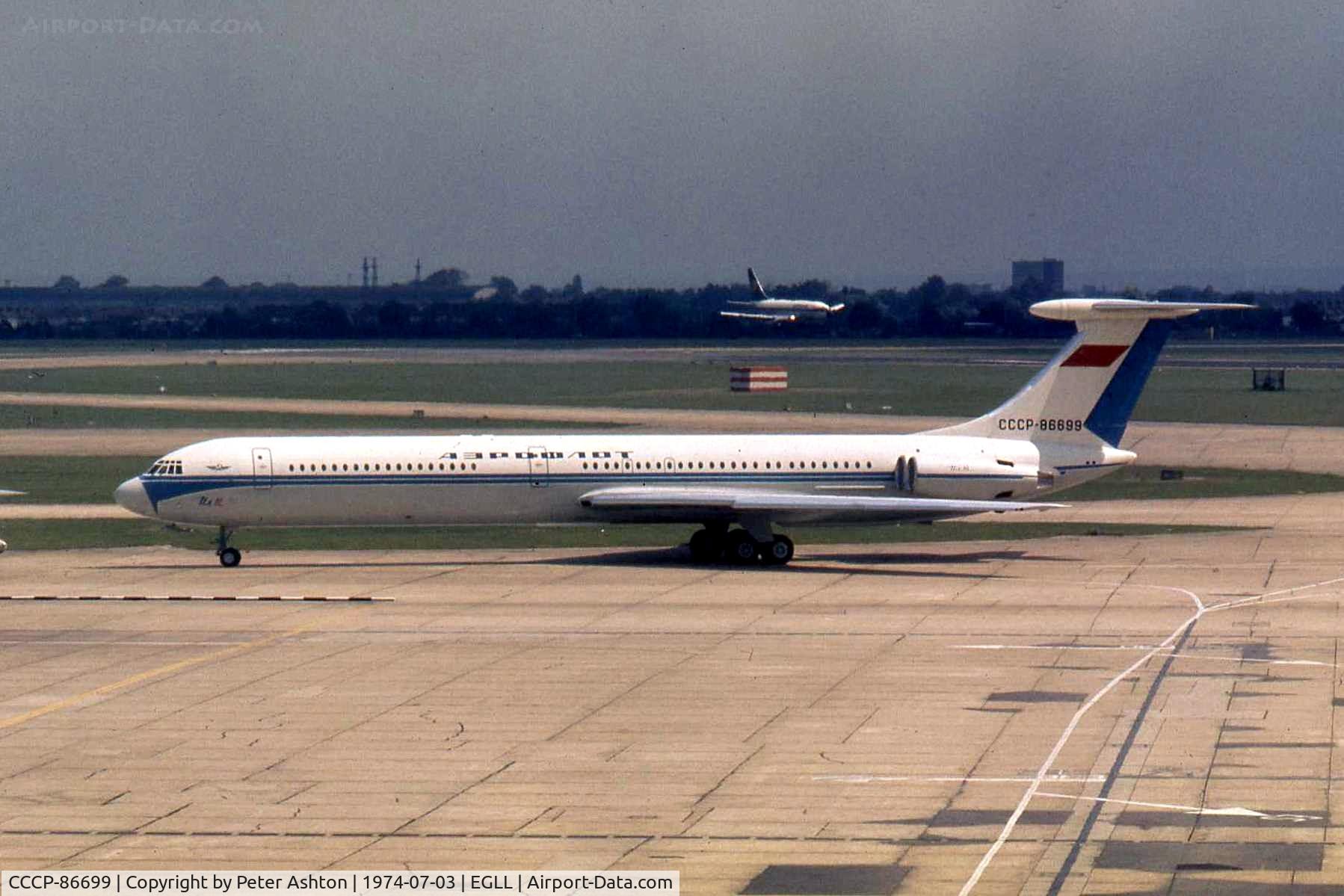 CCCP-86699, 1972 Ilyushin IL-62 C/N 21304, Aeroflot Ilyushin IL-62