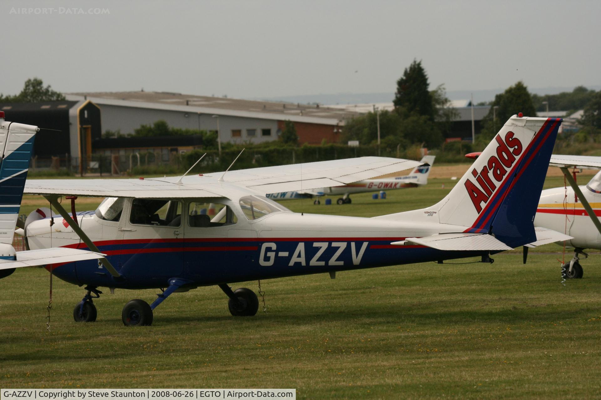 G-AZZV, 1972 Reims F172L Skyhawk C/N 0883, Taken at Rochester Airport 20th June 2008.