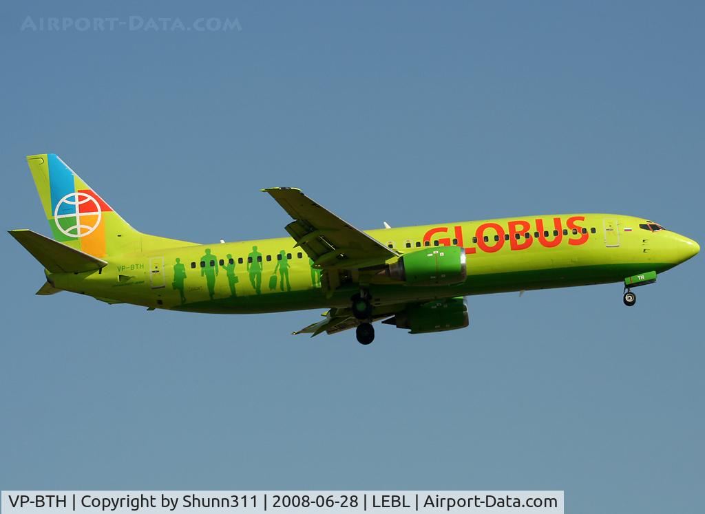 VP-BTH, 1990 Boeing 737-42C C/N 24231/1871, Landing rwy 07L