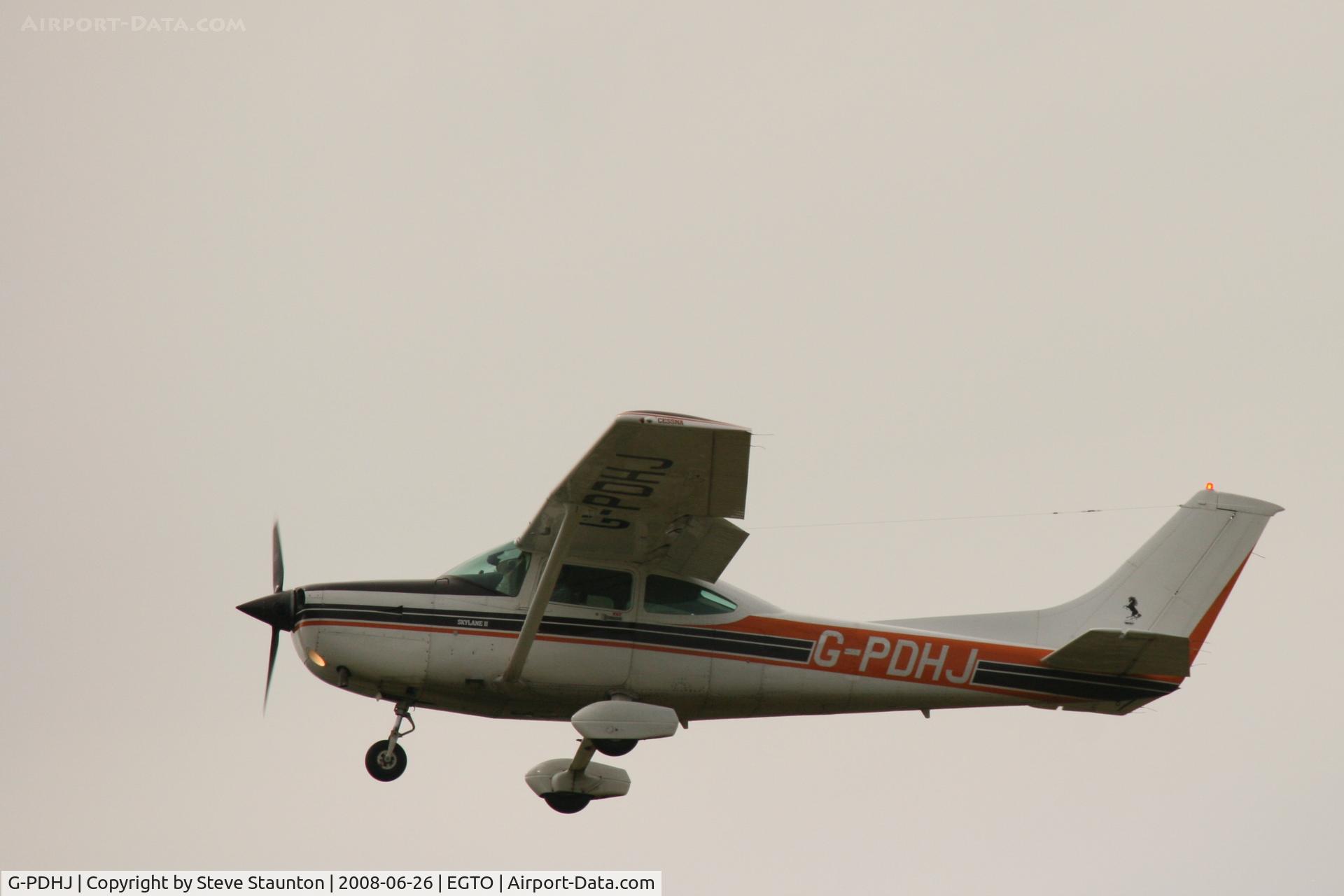 G-PDHJ, 1982 Cessna T182 Skylane C/N 182-68092, Taken at Rochester Airport 20th June 2008.