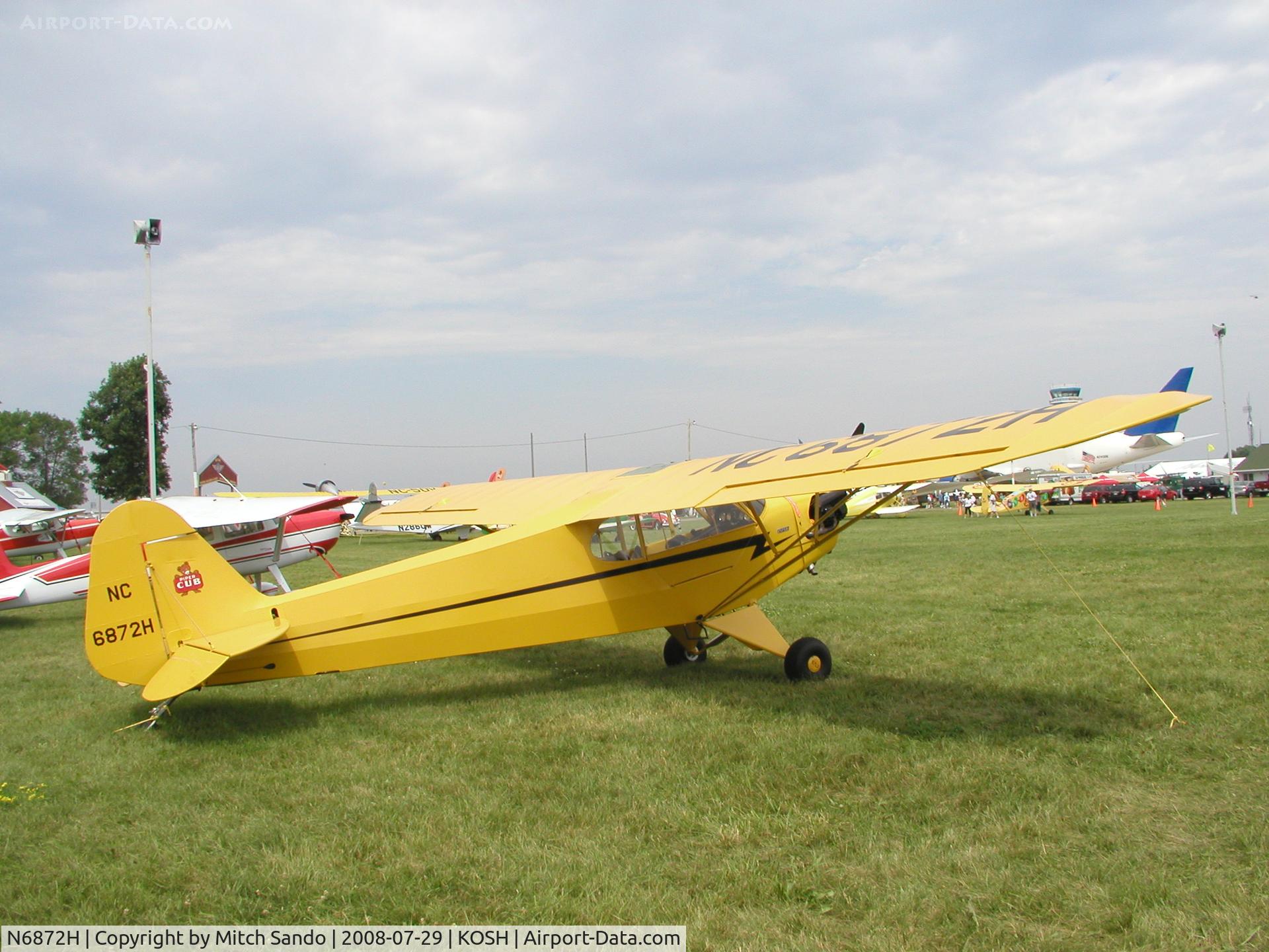 N6872H, 1946 Piper J3C-65 Cub C/N 20089, EAA AirVenture 2008.