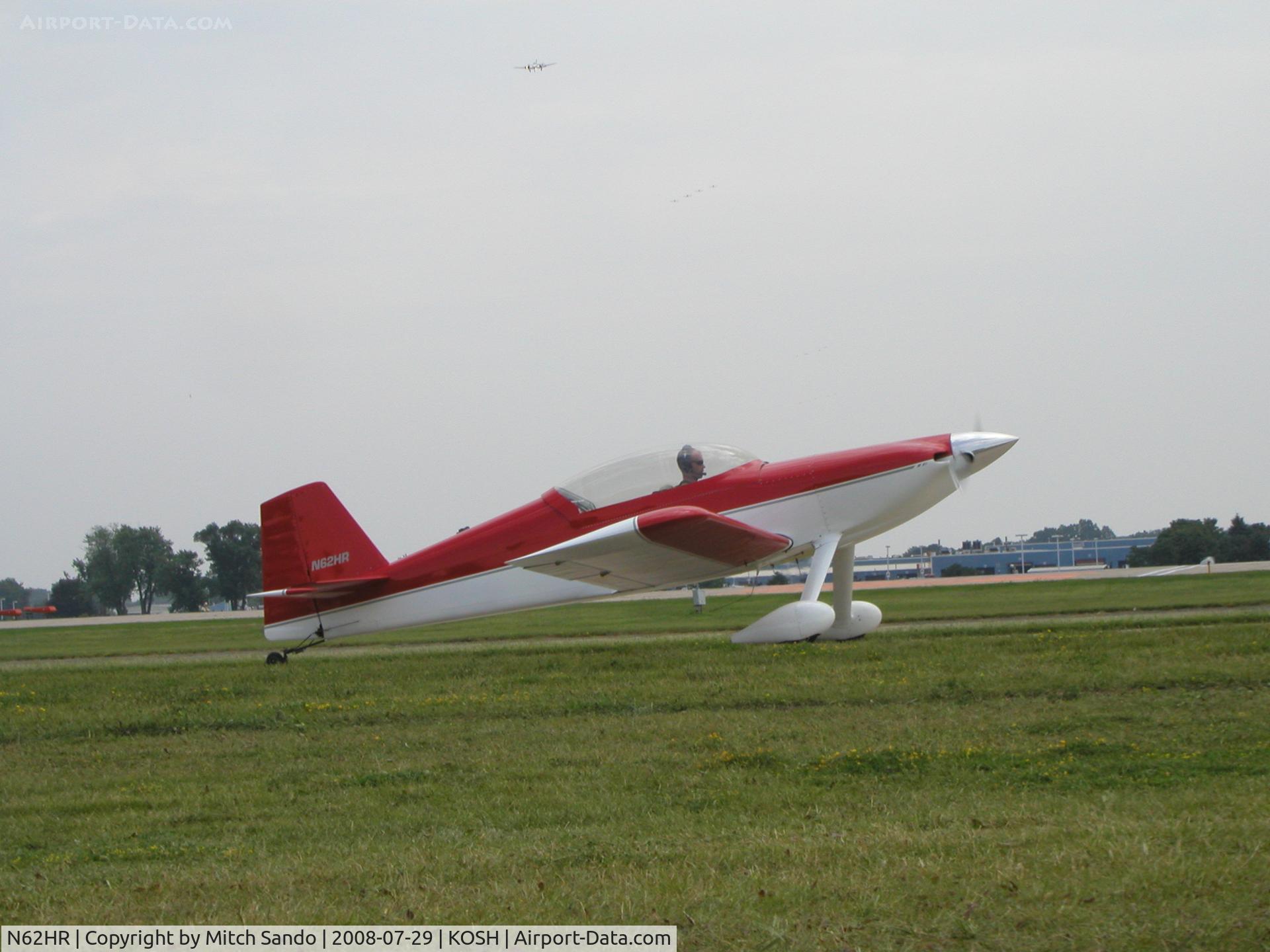 N62HR, 2000 Harmon Rocket II C/N 260, EAA AirVenture 2008.