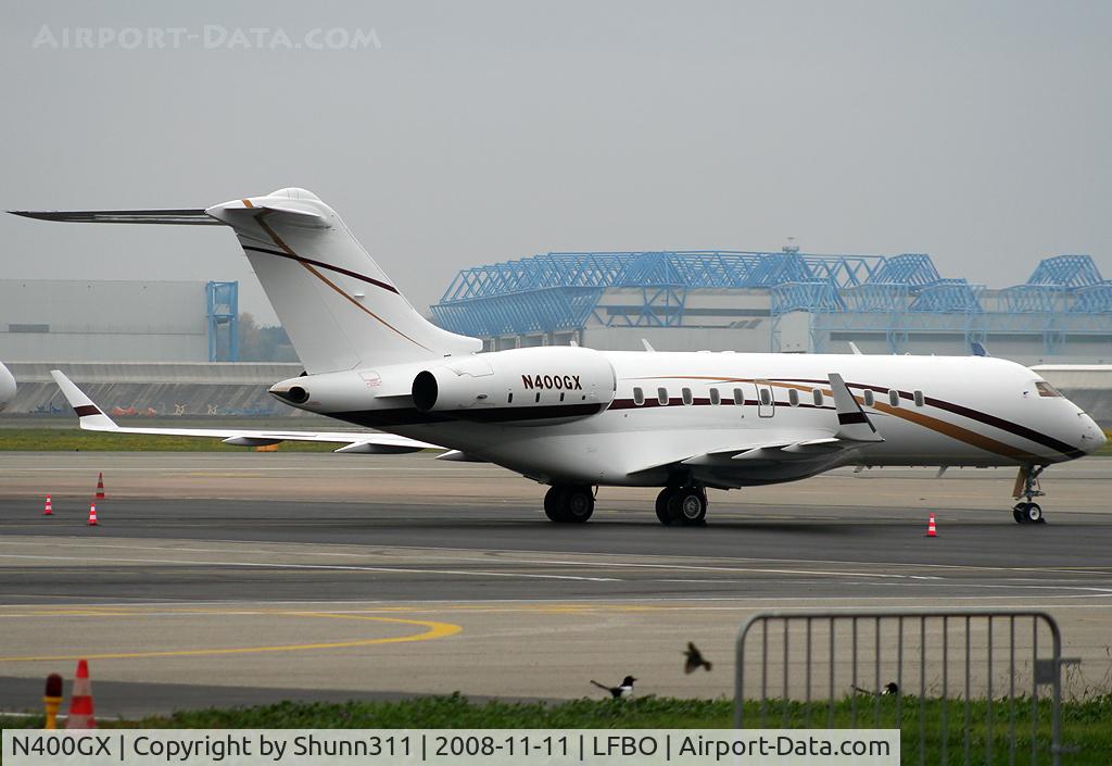 N400GX, 1999 Bombardier BD-700-1A10 Global Express C/N 9037, Parked at the General Aviation area...