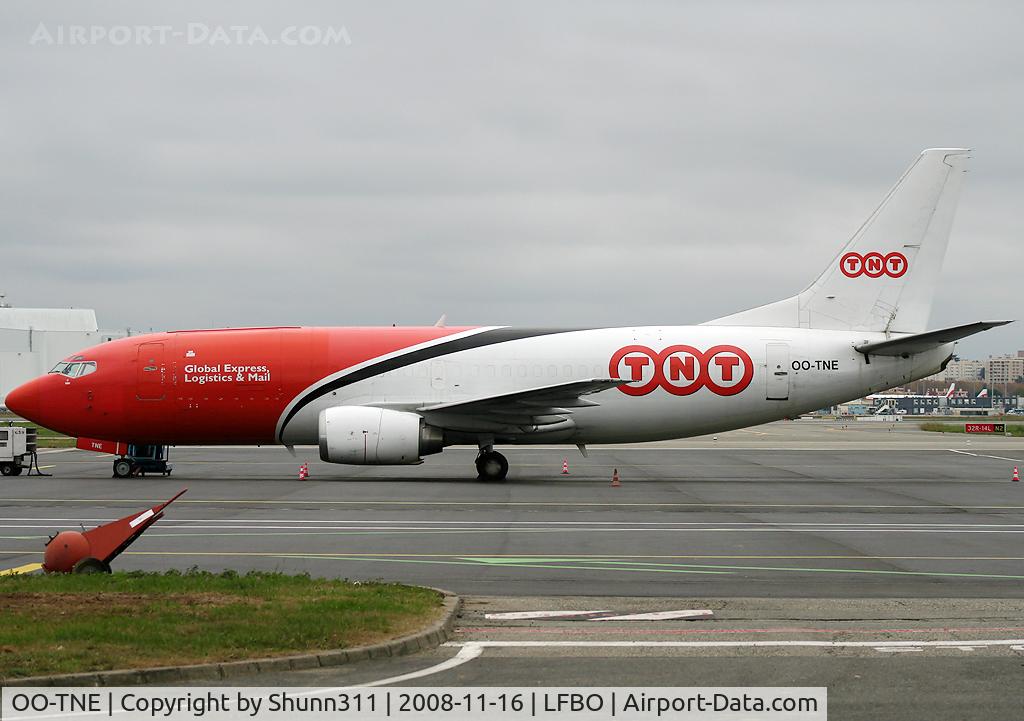 OO-TNE, 1986 Boeing 737-3Q8 C/N 23535, Parked at the Cargo apron...