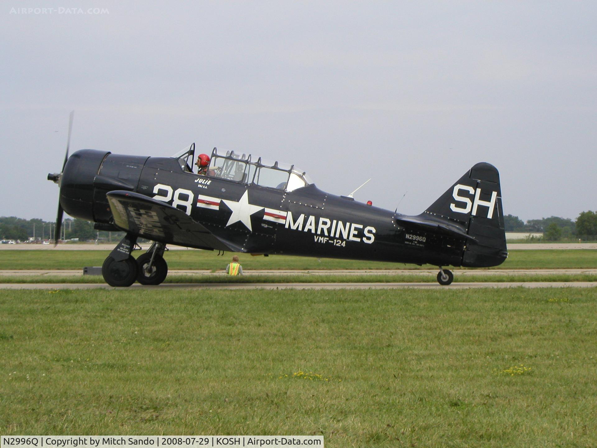 N2996Q, 1950 North American T-6G Texan C/N 168-175, EAA AirVenture 2008.
