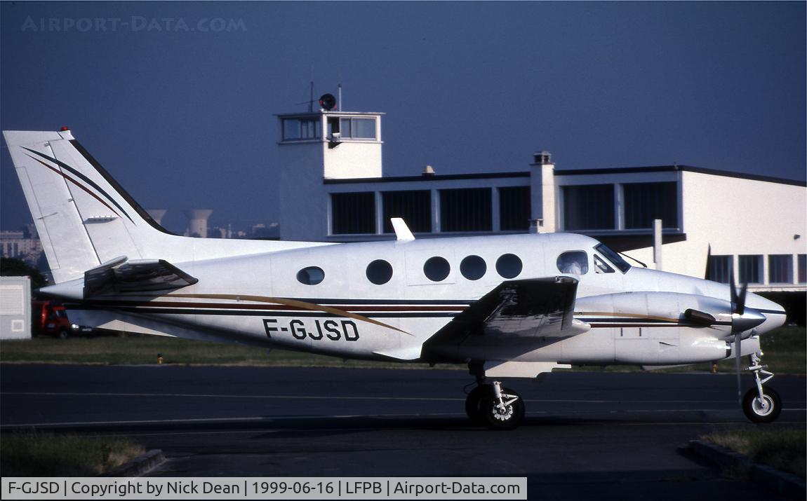 F-GJSD, 1990 Beech C90A King Air C/N LJ-1261, /