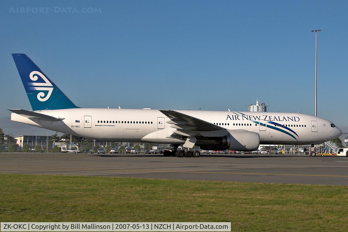 ZK-OKC, 2006 Boeing 777-219/ER C/N 34377, On the way to AKL, after arriving as NZ98 from NRT