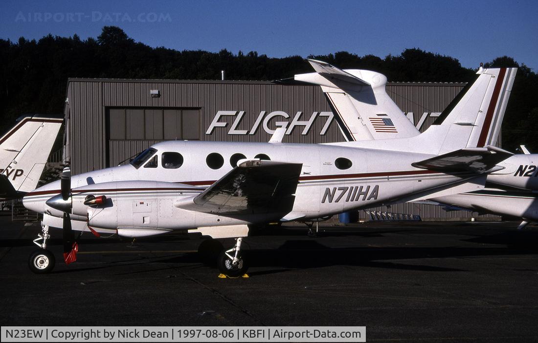 N23EW, 1976 Beech E-90 King Air C/N LW-168, Seen as N711HA