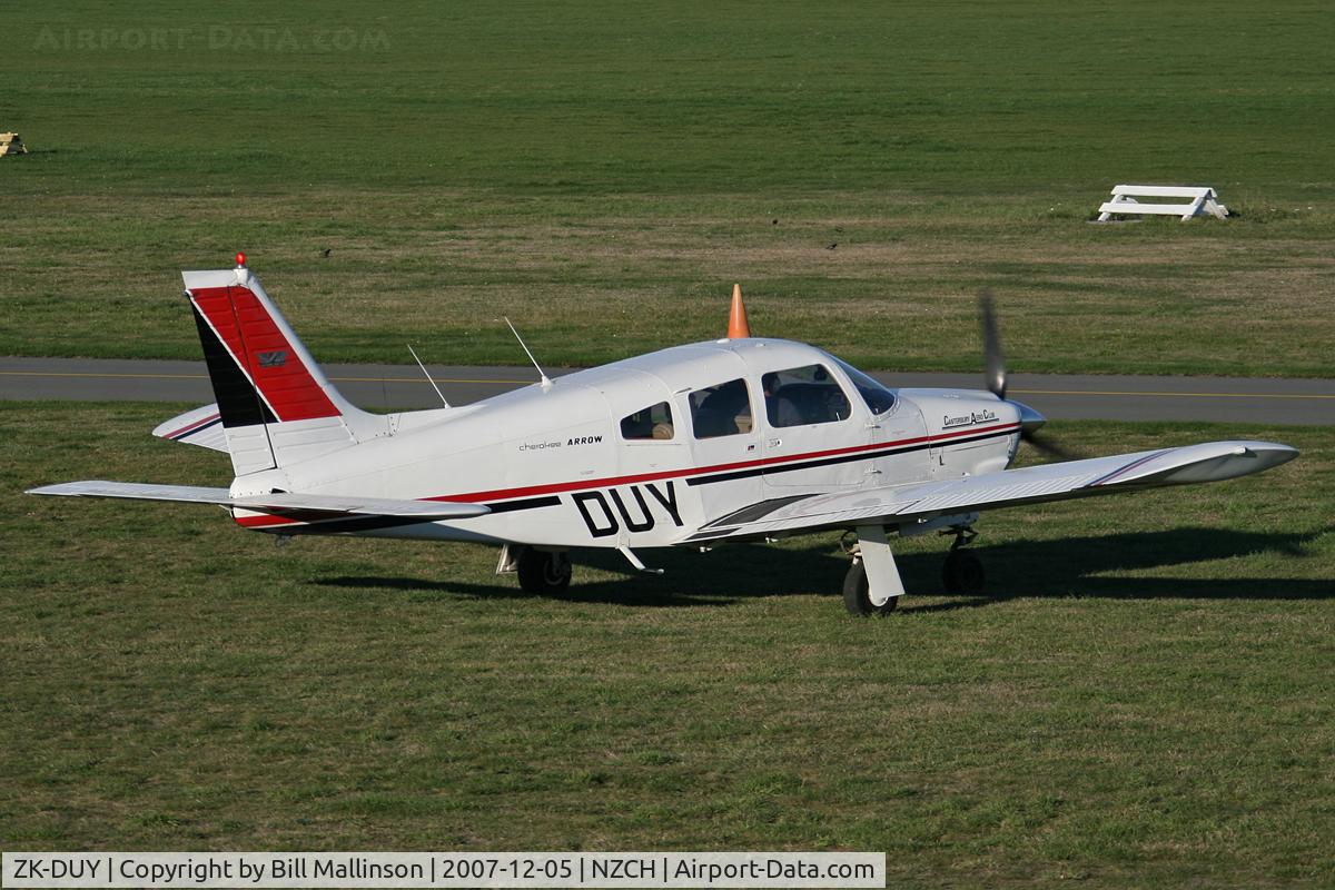 ZK-DUY, Piper PA-28R-200 C/N 28R-7535019, from the Aero Club balcony