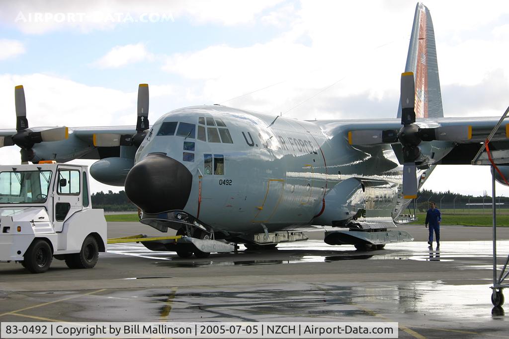 83-0492, 1983 Lockheed LC-130H Hercules C/N 382-5013, USAF,  Lockheed  LC-130H Hercules, c/n 382-5013, at the Air NZ Maintenance Hangar
