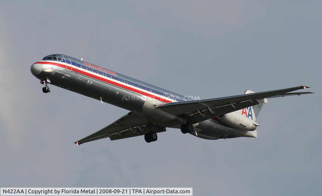 N422AA, 1986 McDonnell Douglas MD-82 (DC-9-82) C/N 49334, American MD-82