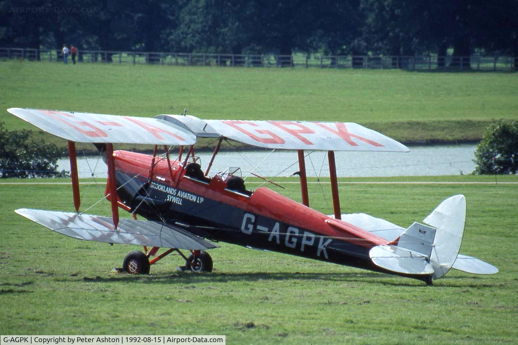 G-AGPK, 1945 De Havilland DH-82A Tiger Moth II C/N 86566, Moth Rally 1992, Woburn Abbey, Bedfordshire, England
