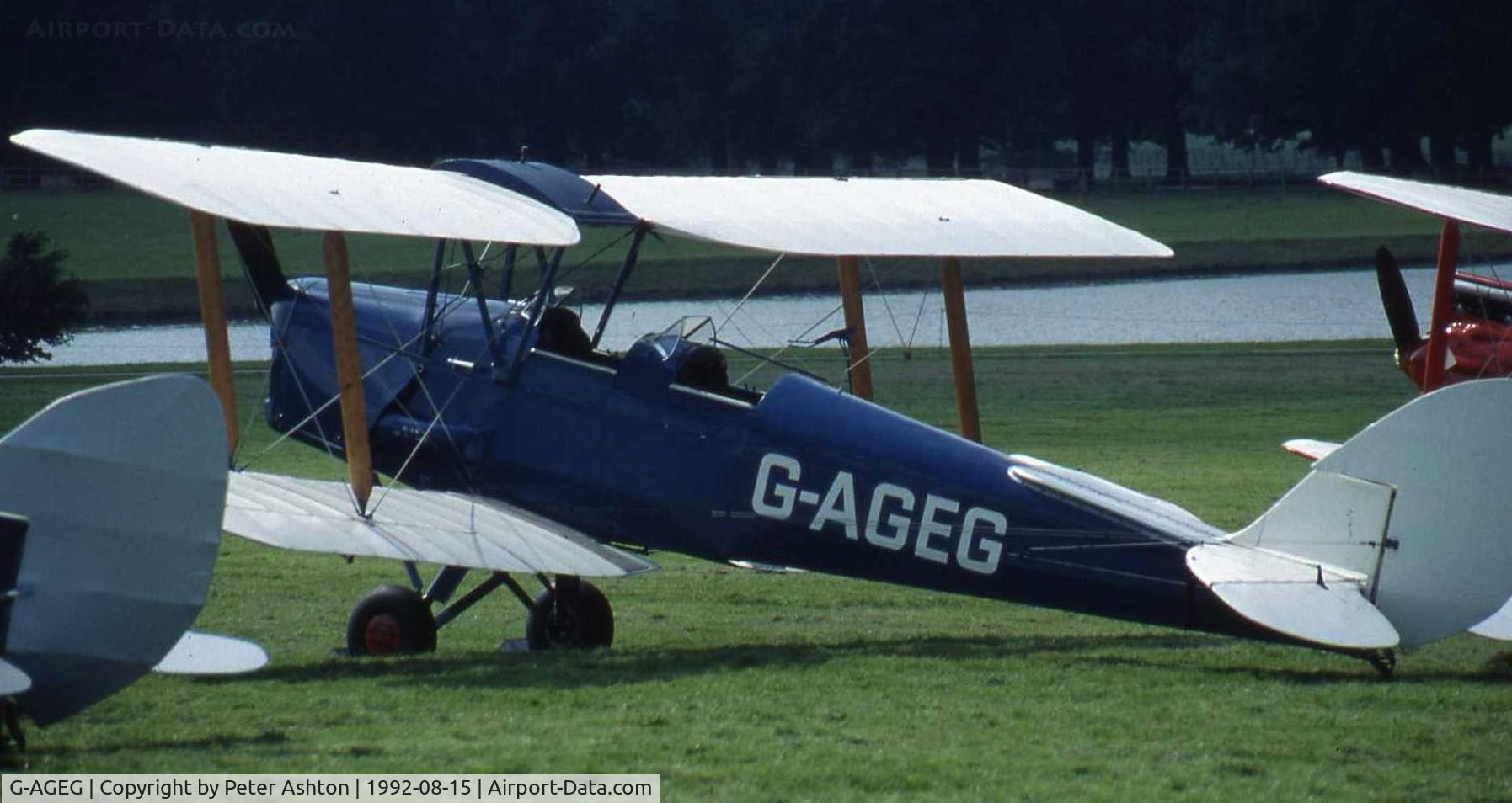 G-AGEG, 1940 De Havilland DH-82A Tiger Moth II C/N 82710, Moth Rally 1992, Woburn Abbey, Bedfordshire, England