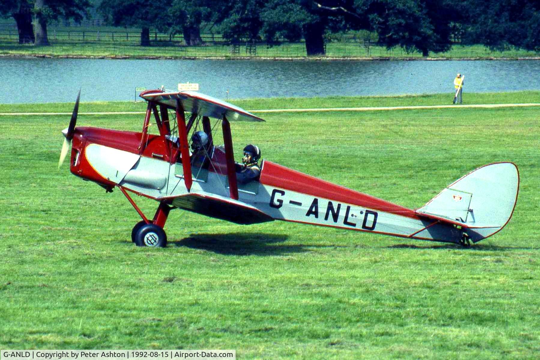G-ANLD, 1943 De Havilland DH-82A Tiger Moth II C/N 85990, Moth Rally 1992, Woburn Abbey, Bedfordshire, England