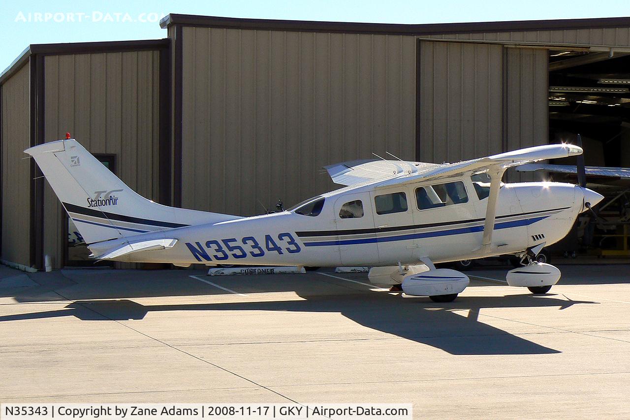 N35343, 2001 Cessna T206H Turbo Stationair C/N T20608284, At Arlington Municipal - Cessna T206