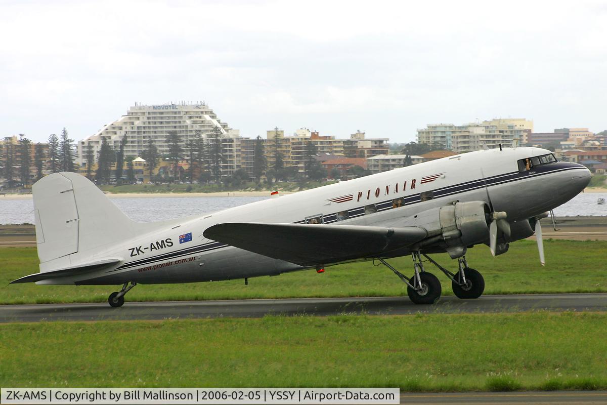 ZK-AMS, 1943 Douglas DC3C-S1C3G (C-47A) C/N 9286, Tourist flights