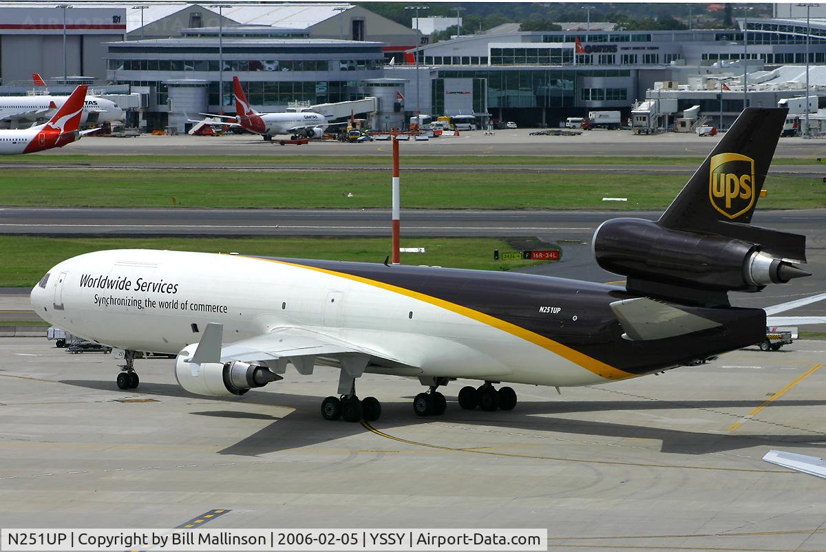 N251UP, 1995 McDonnell Douglas MD-11F C/N 48744, Taxiing to its park