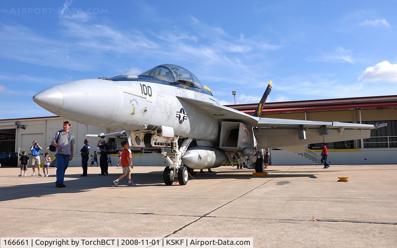 166661, Boeing F/A-18F Super Hornet C/N F139, VFA-32 