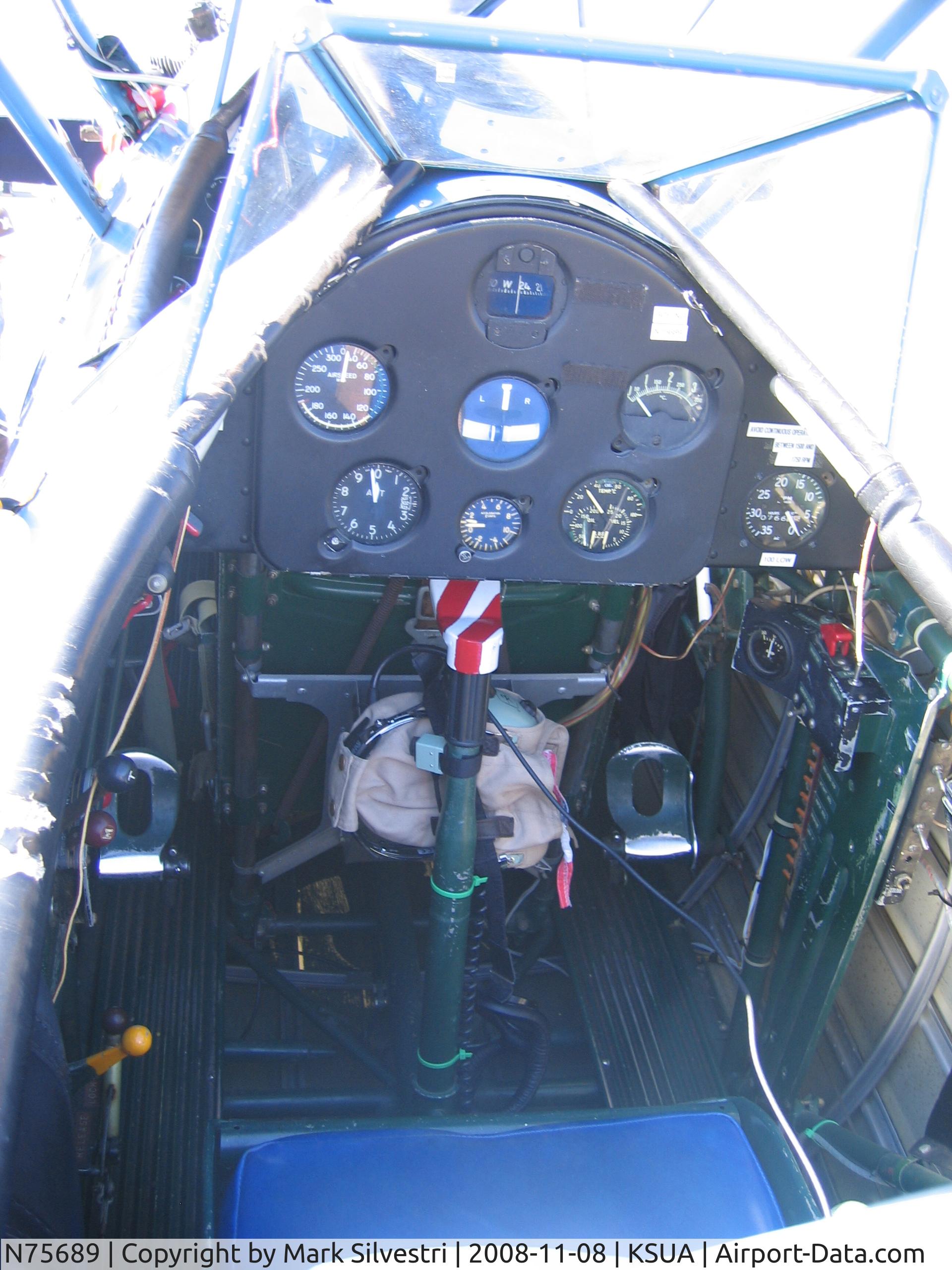 N75689, 1941 Boeing E75N1 C/N 75-8610, 2008 Stuart, FL Airshow