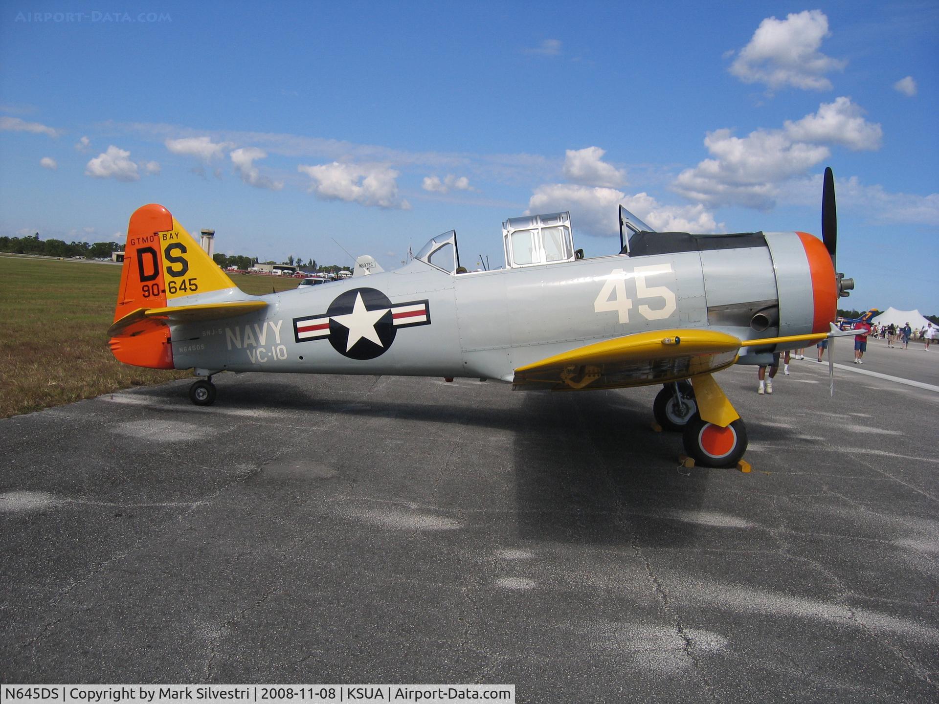 N645DS, 1944 North American SNJ-5 Texan Texan C/N 88-17678, 2008 Stuart, FL Airshow