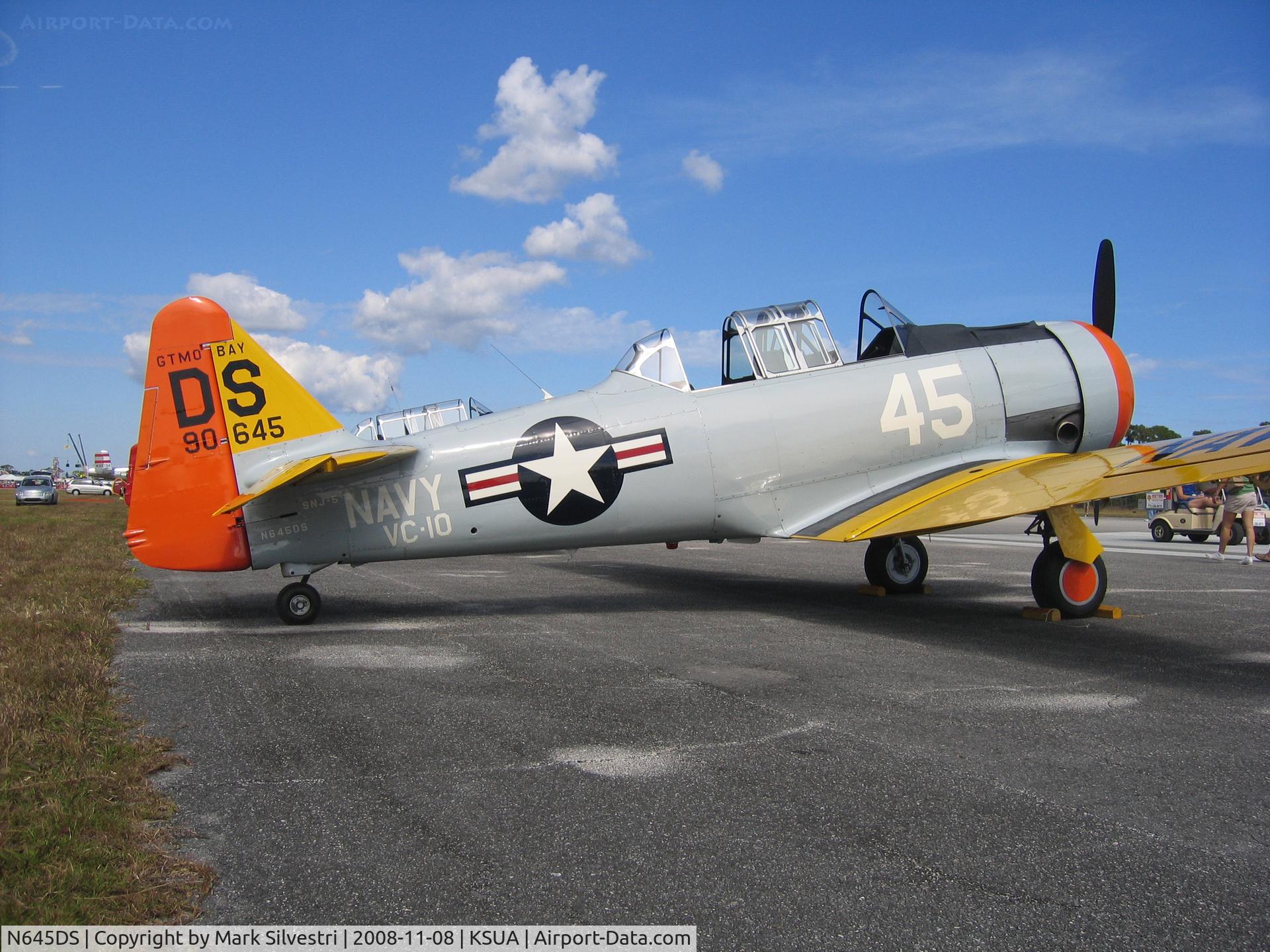 N645DS, 1944 North American SNJ-5 Texan Texan C/N 88-17678, 2008 Stuart, FL Airshow