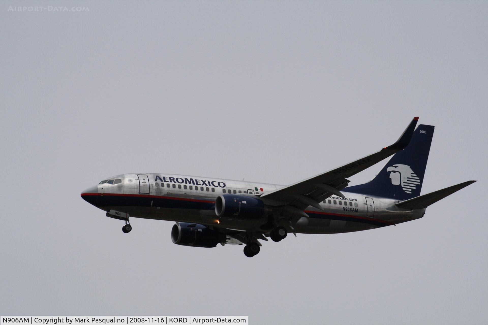 N906AM, 2004 Boeing 737-752 C/N 29356, Boeing 737-700