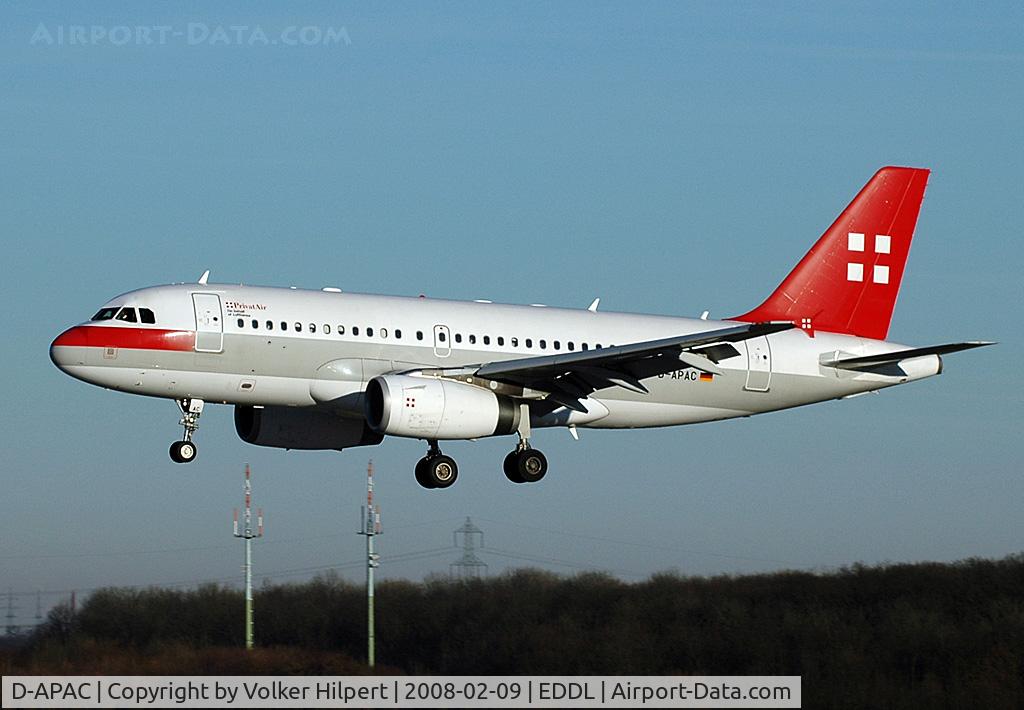 D-APAC, 2002 Airbus A319-132 C/N 1727, on final at dus