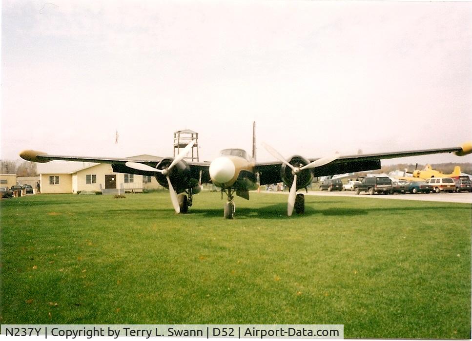 N237Y, 1944 Douglas A-26B Invader C/N 7229, Parked at Geneseo