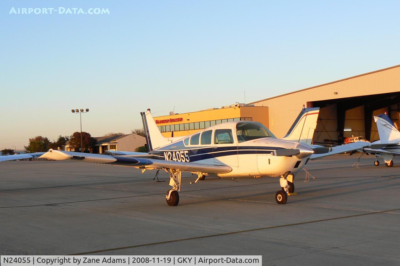 N24055, 1977 Beech C24R C/N MC-492, At Arlington Municipal - Beech Musketeer