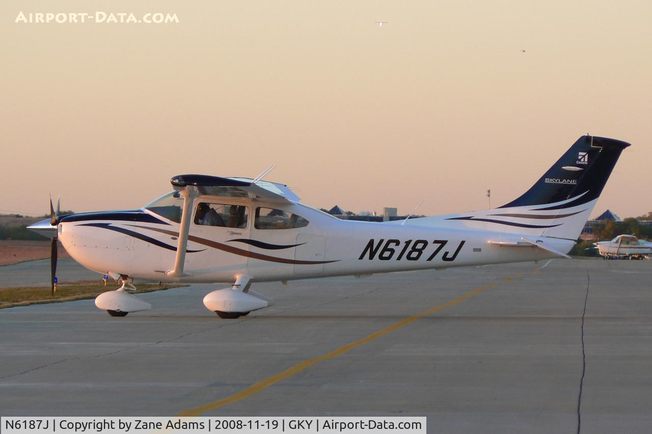 N6187J, 2008 Cessna 182T Skylane C/N 18282094, At Arlington Municipal - Cessna 182T