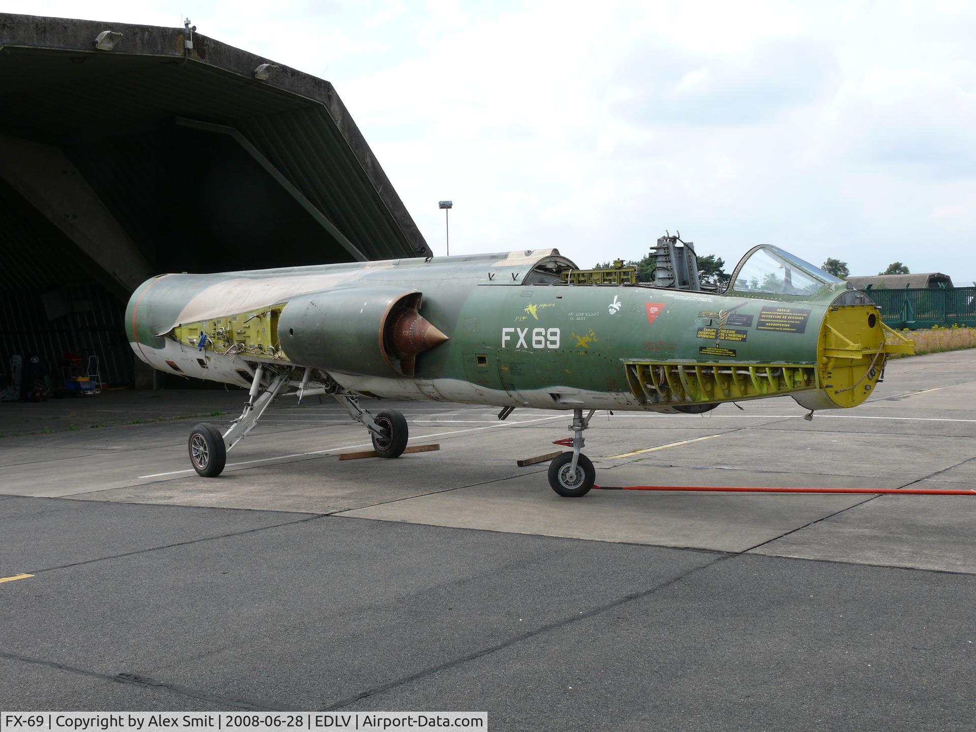 FX-69, Lockheed F-104G Starfighter C/N 683-9115, Lockheed F-104G Starfighter FX-69 Belgian Air Force, , the remainders are stored in a shelter at EDLV waiting for better times.