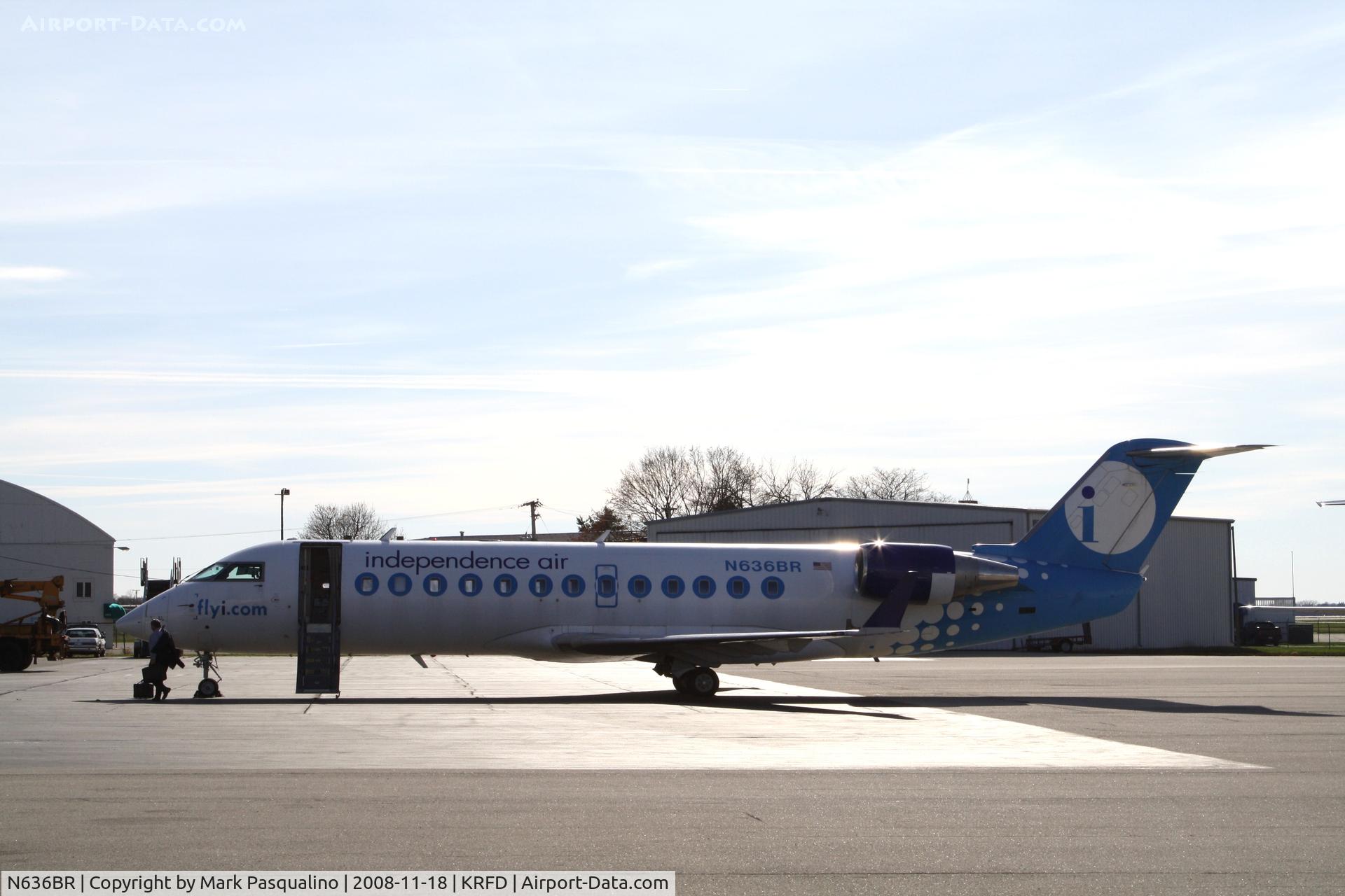 N636BR, 1999 Bombardier CRJ-200ER (CL-600-2B19) C/N 7307, CL-600-2B19