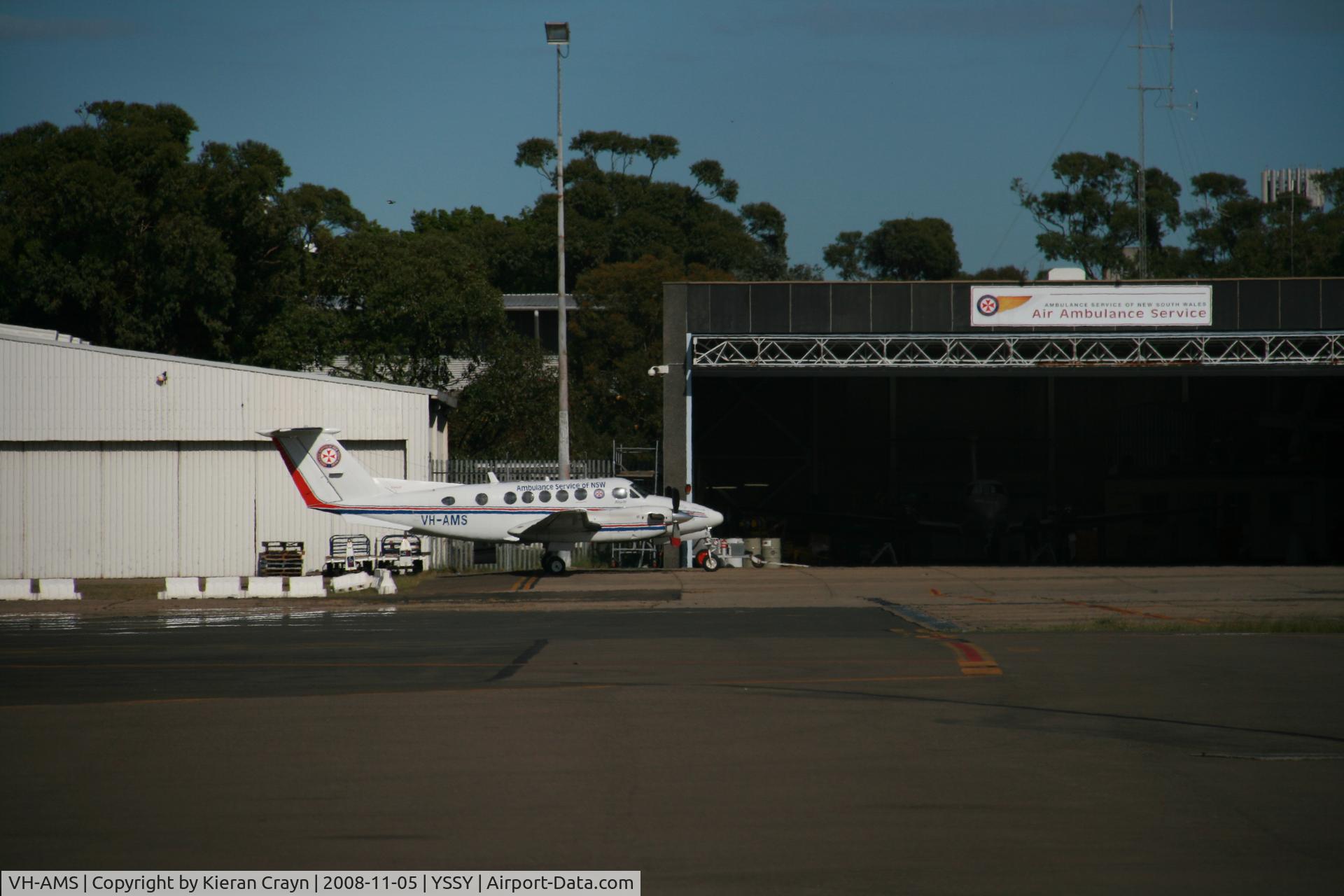 VH-AMS, 2003 Raytheon B200 King Air C/N BB-1814, VH-AMS Parket at Sydney Intl.