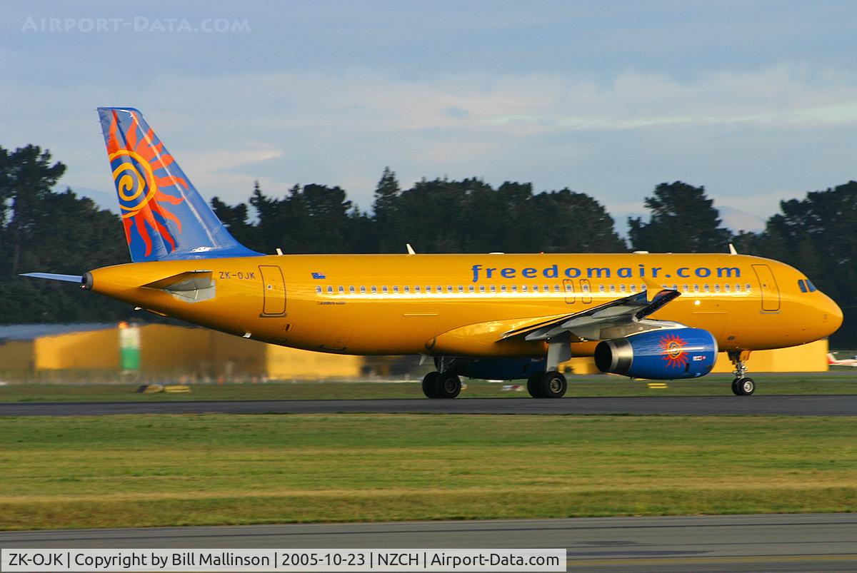 ZK-OJK, Airbus A320-232 C/N 2445, Powering away on 02