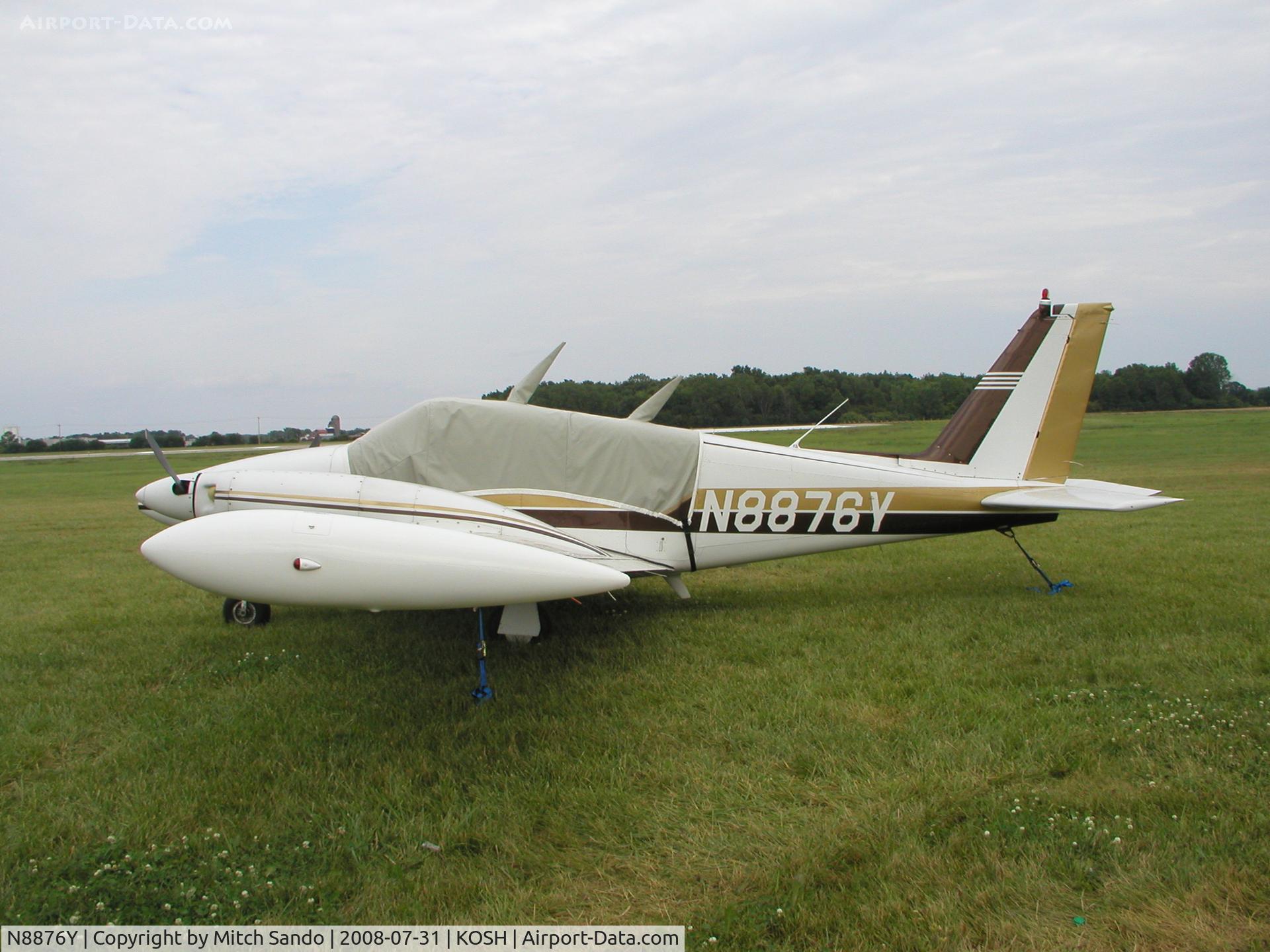 N8876Y, 1970 Piper PA-39 Twin Comanche C/N 39-32, EAA AirVenture 2008.