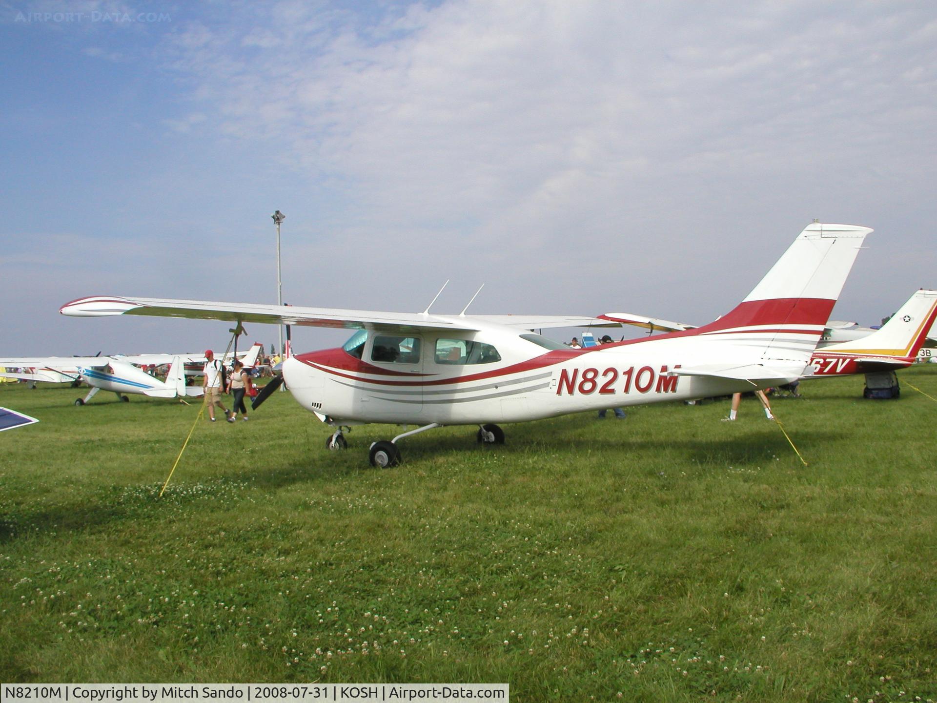 N8210M, 1969 Cessna 210K Centurion C/N 21059210, EAA AirVenture 2008.