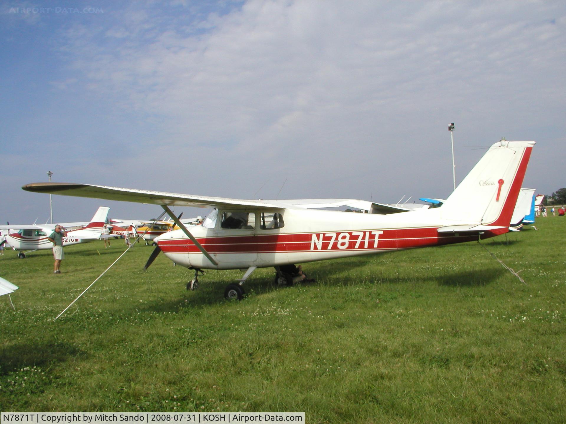 N7871T, 1960 Cessna 172A C/N 47471, EAA AirVenture 2008.
