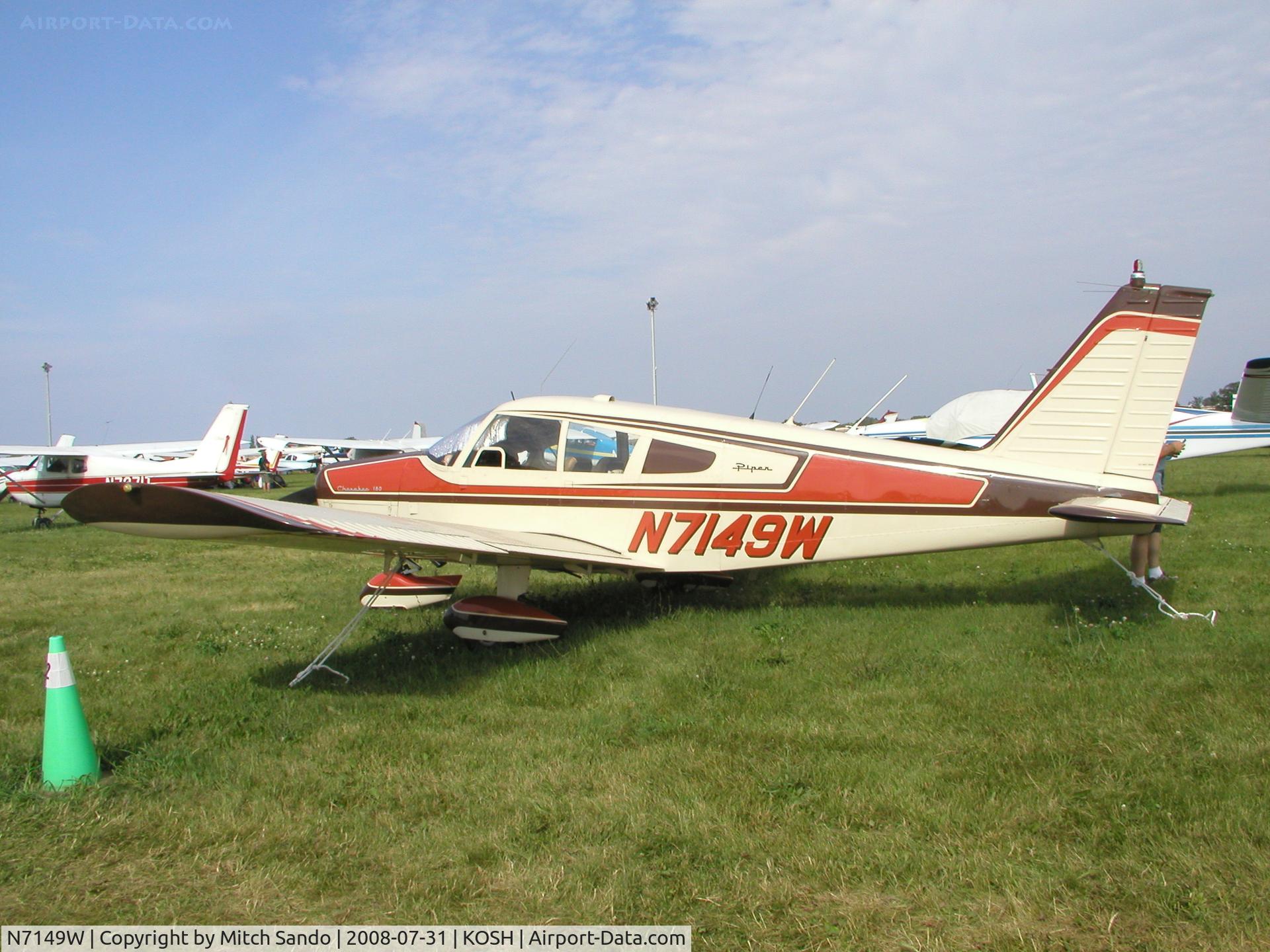 N7149W, 1962 Piper PA-28-180 Cherokee C/N 28-957, EAA AirVenture 2008.