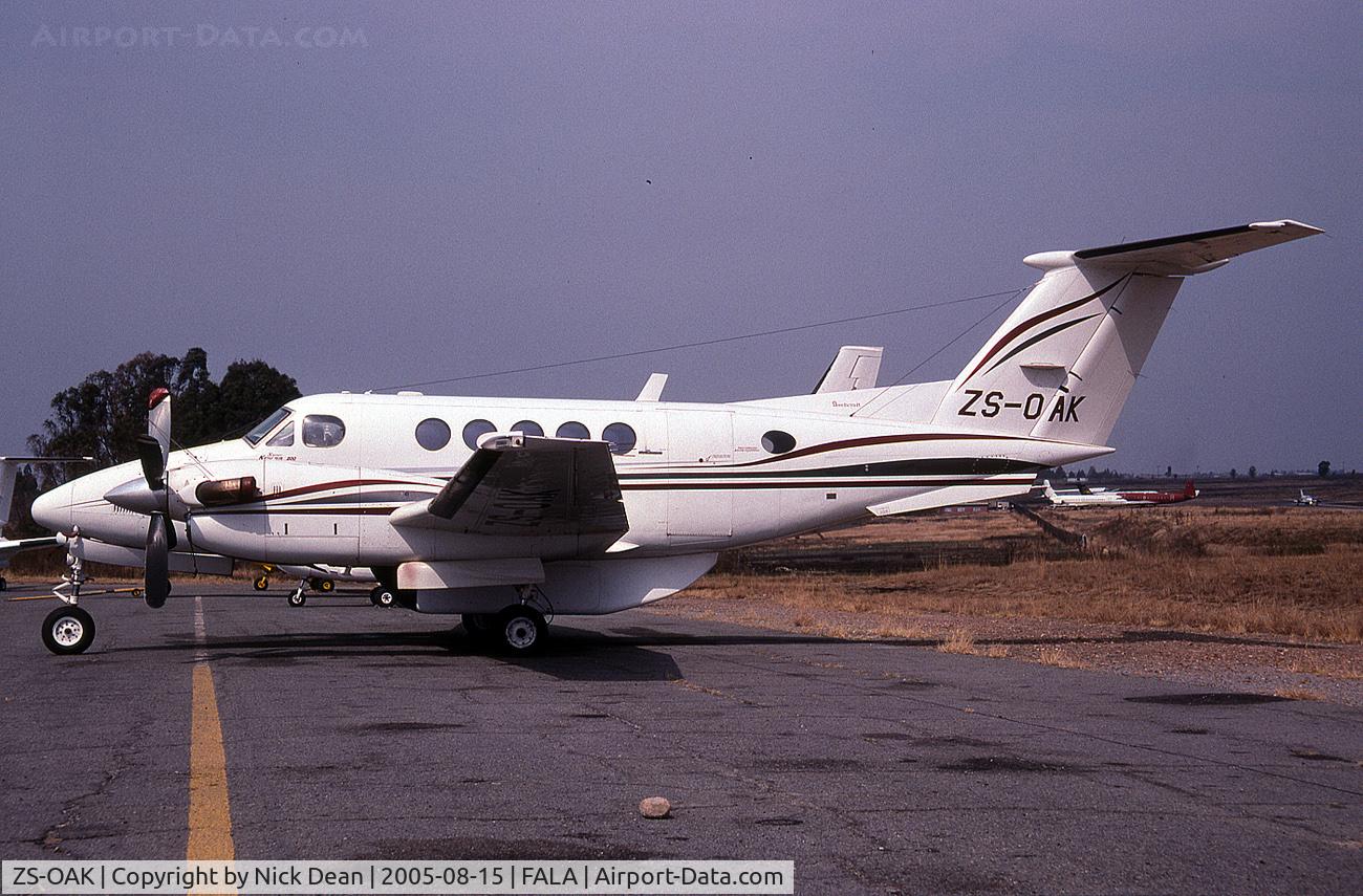 ZS-OAK, 1976 Beech 200 Super King Air C/N BB-197, Hope to re shoot this digitally next week