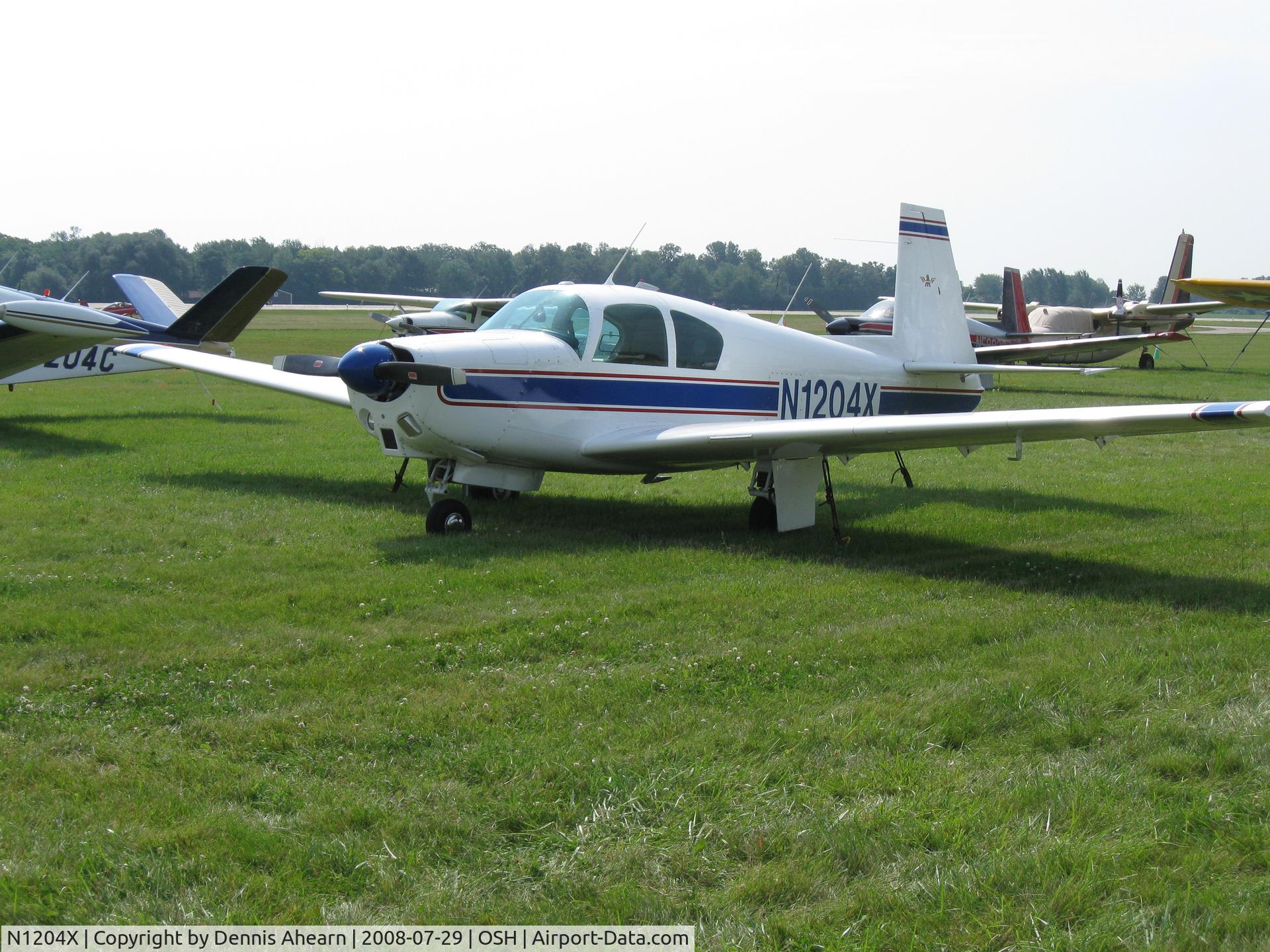 N1204X, 1963 Mooney M20C Ranger C/N 2607, OSH 2008