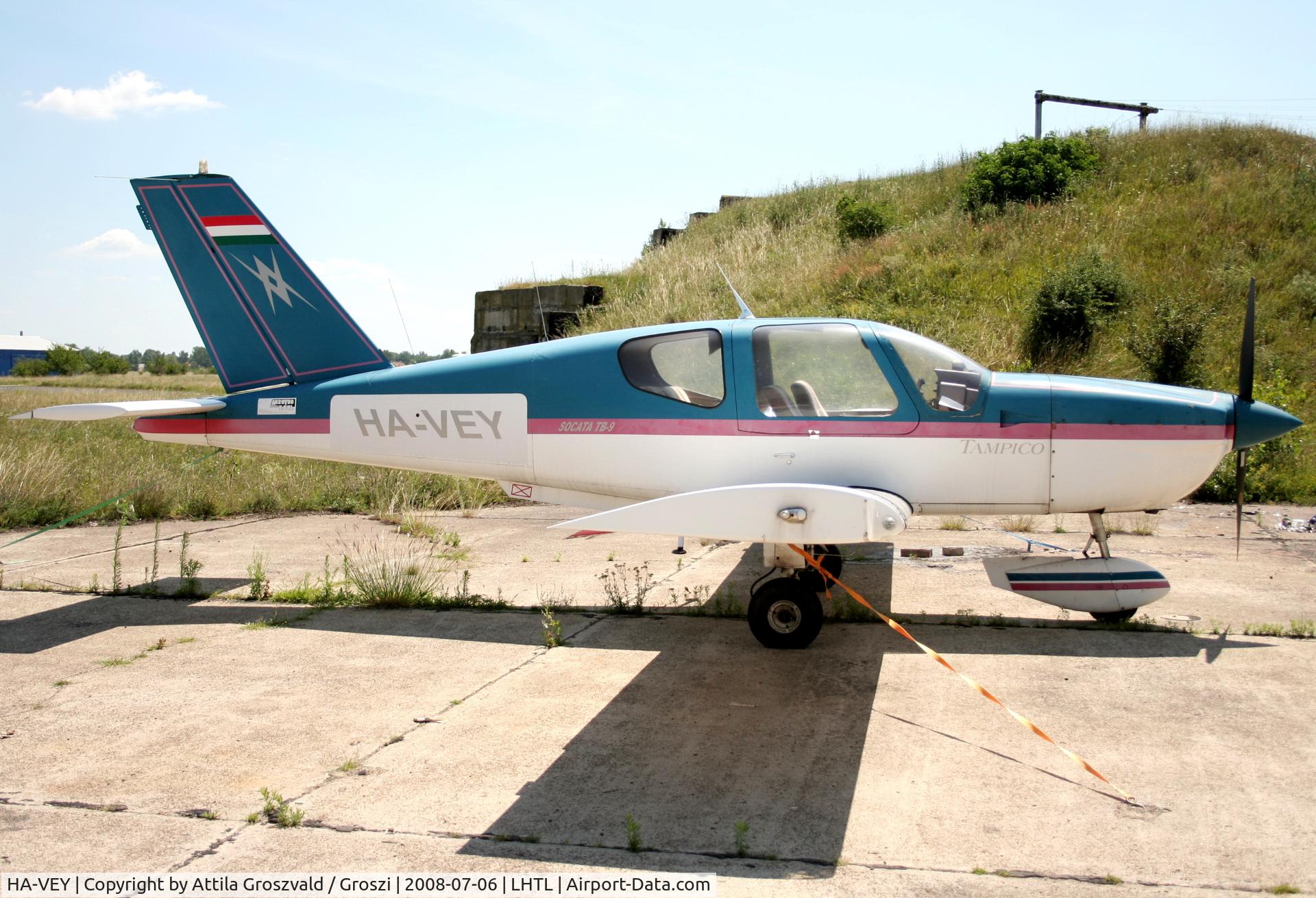 HA-VEY, 1982 Socata TB-9 Tampico C/N 244, Tököl airport, Hungary. Hangar number 27.