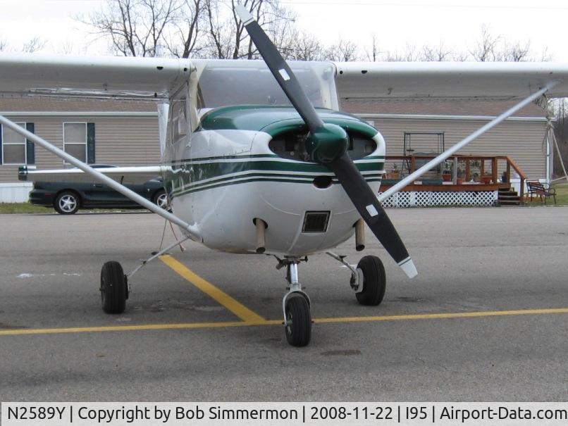 N2589Y, 1962 Cessna 172D C/N 17249889, On the ramp at Kenton, Ohio