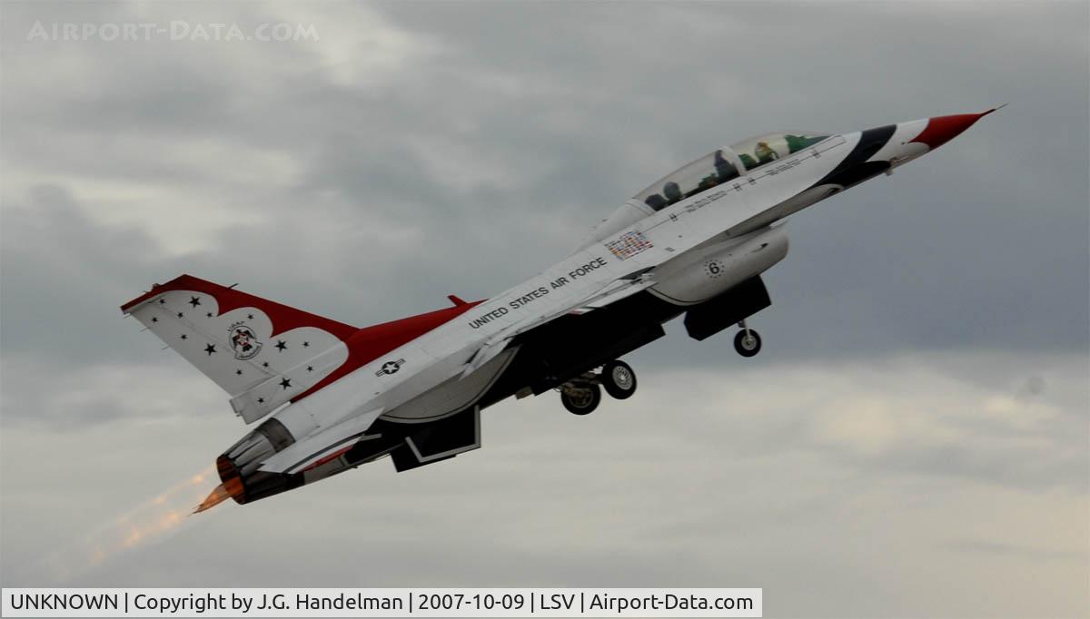 UNKNOWN, General Dynamics F-16C Fighting Falcon C/N Unknown, F-16D climb out