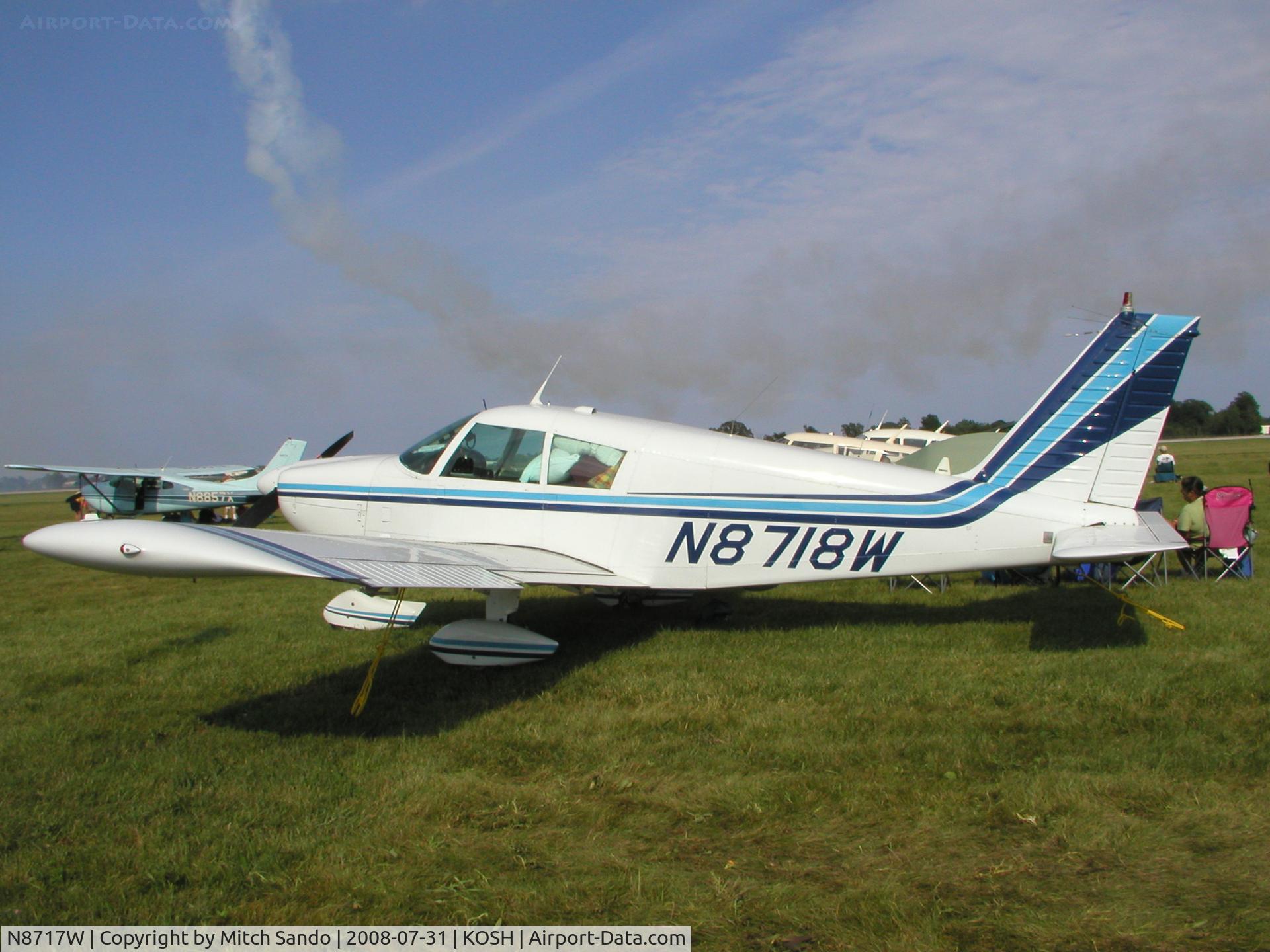 N8717W, 1964 Piper PA-28-235 Cherokee C/N 28-10252, EAA AirVenture 2008.